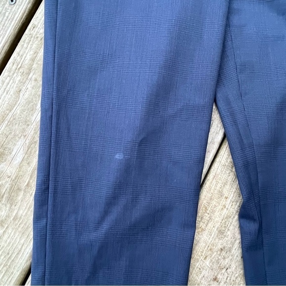 NWOT $275 Hugo Boss navy slacks trousers pants slim leg - career office size 2 - Picture 4 of 9